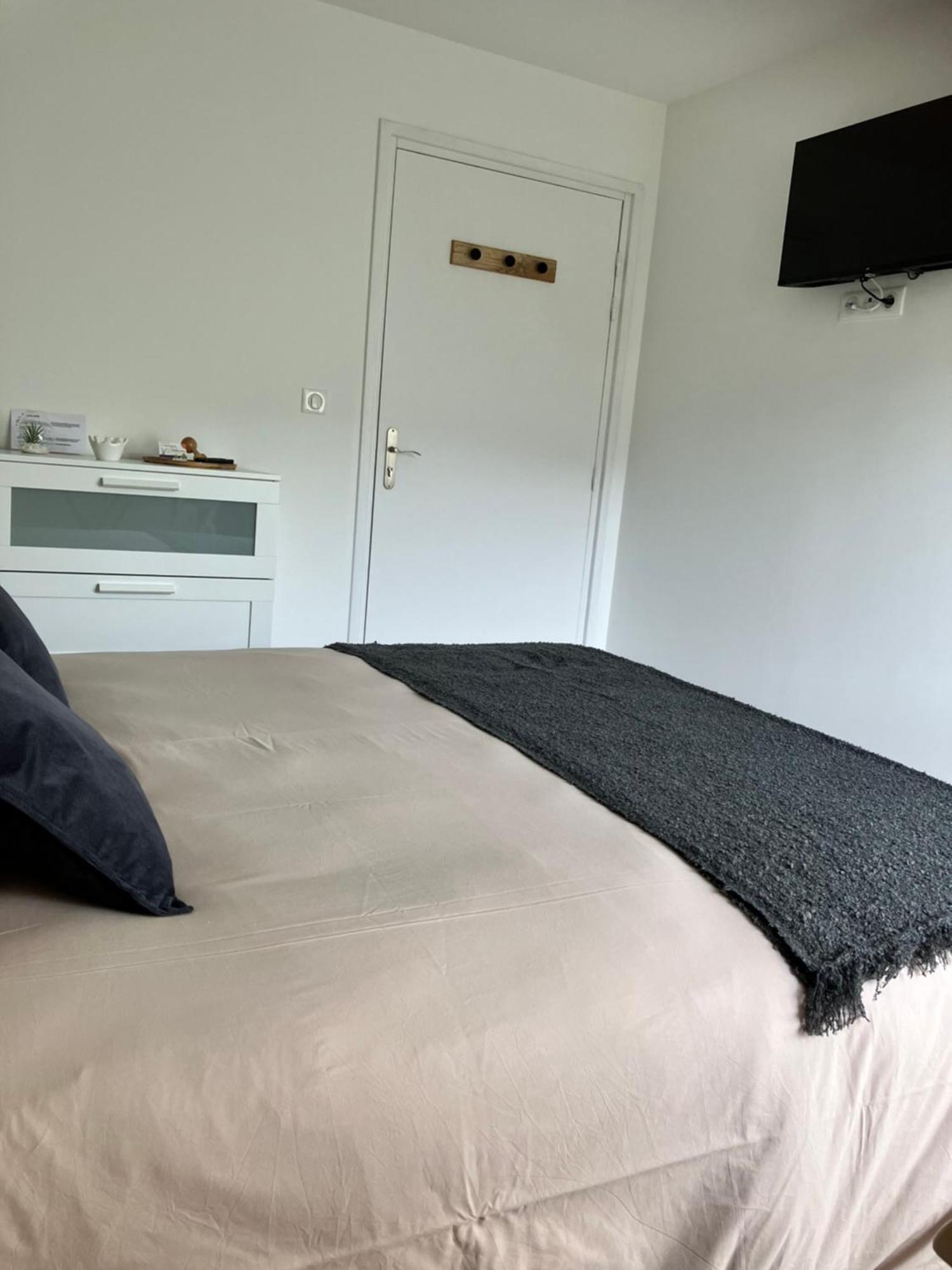 La Lys Martagon Bed & Breakfast Le Falgoux Eksteriør bilde