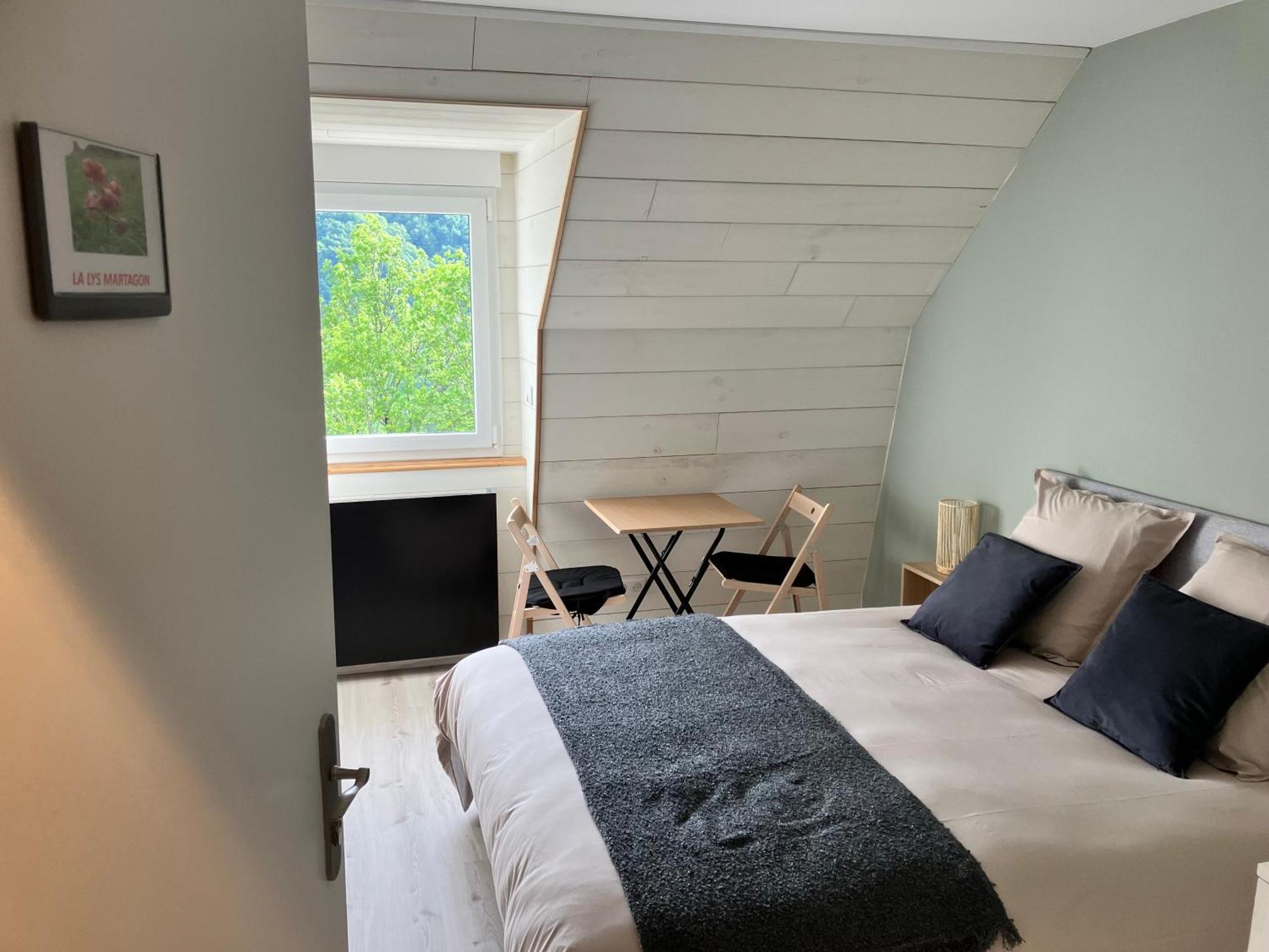 La Lys Martagon Bed & Breakfast Le Falgoux Eksteriør bilde
